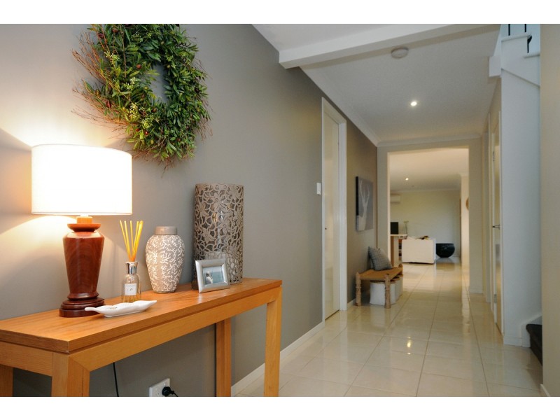 32 Nursery Drive, Middle Ridge QLD 4350