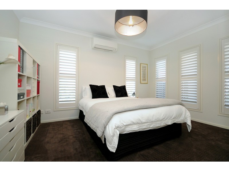 32 Nursery Drive, Middle Ridge QLD 4350