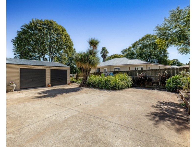 9 Belgium Street, South Toowoomba QLD 4350