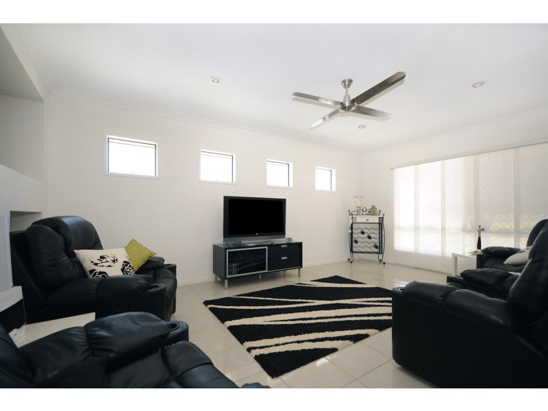 5 Sunrise Court, Gowrie Junction QLD 4352