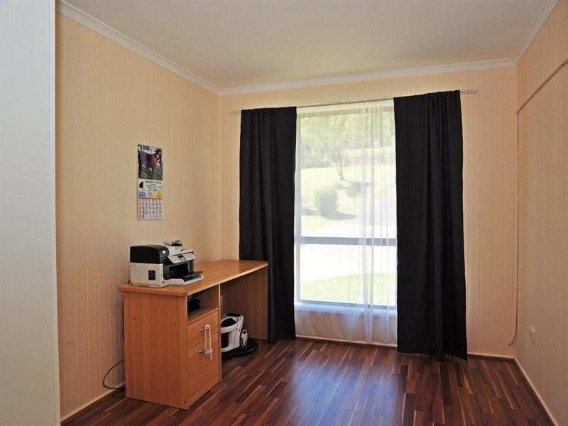 9 Redlands Drive, Gowrie Junction QLD 4352