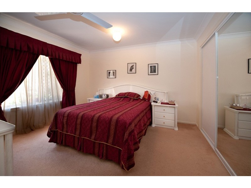 Unit 4/330 Hume Street, Centenary Heights QLD 4350