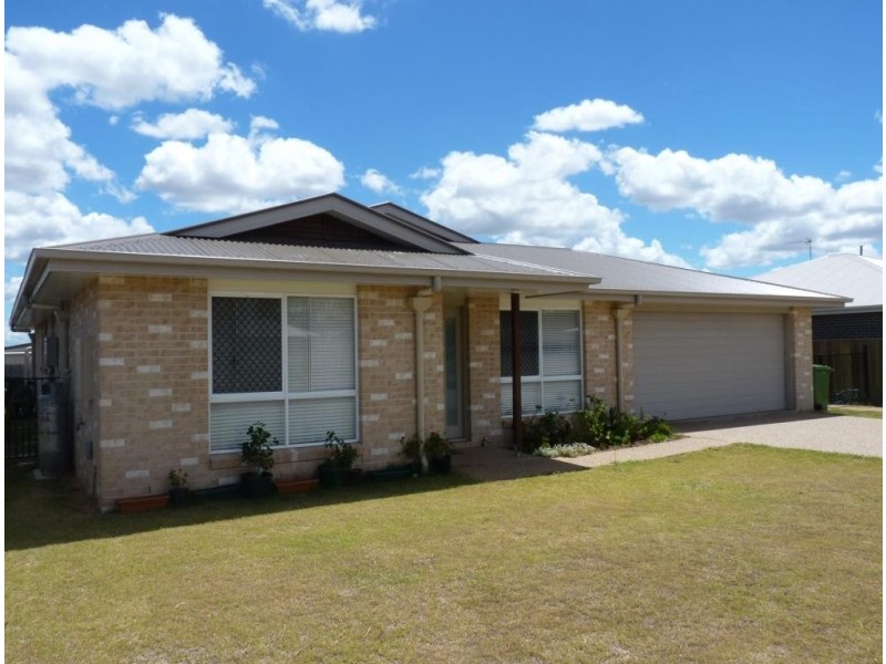 5 Clive Street, Oakey QLD 4401