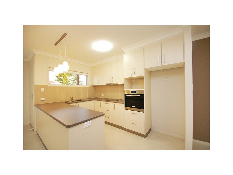 9B Miles Street, Harristown QLD 4350
