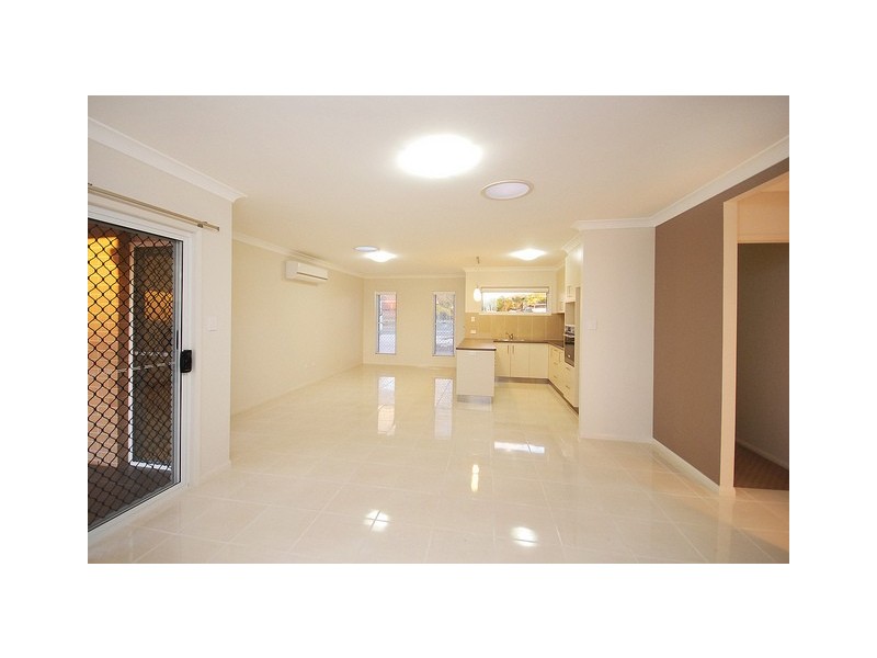 9B Miles Street, Harristown QLD 4350