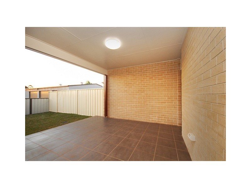 9B Miles Street, Harristown QLD 4350