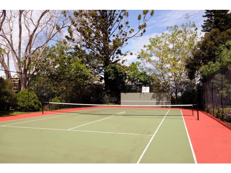 40 Stenner Street, Middle Ridge QLD 4350