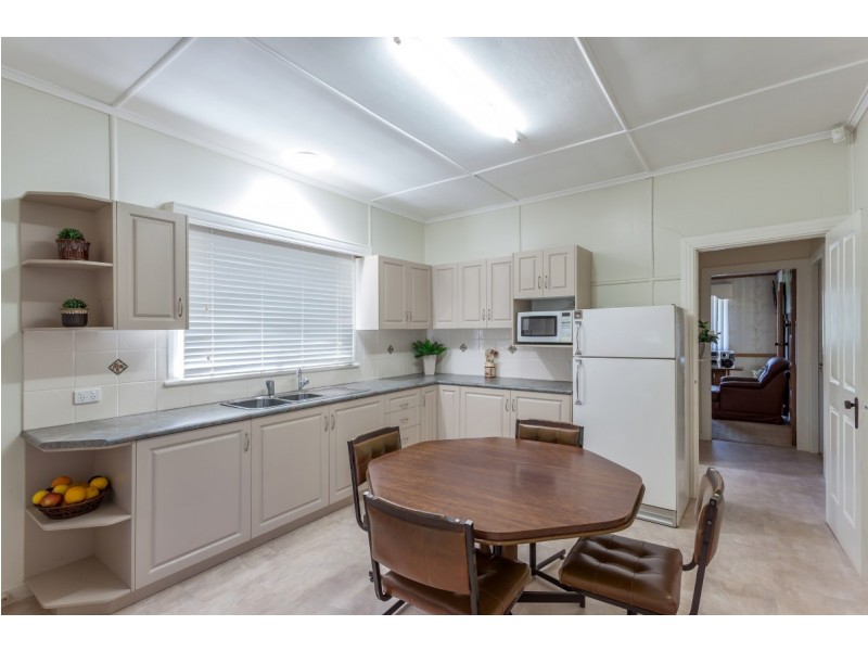 34 Gostwyck Street, Newtown QLD 4350