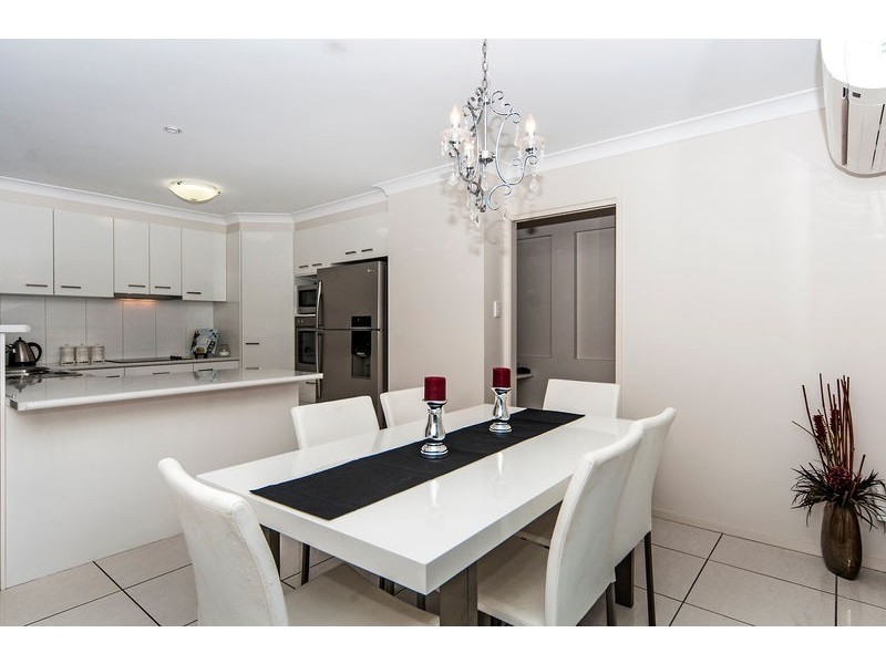 2/16 Salisbury Street, Darling Heights QLD 4350