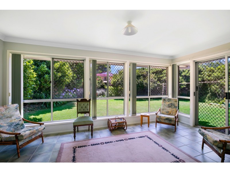 17 Sardon Street, Centenary Heights QLD 4350