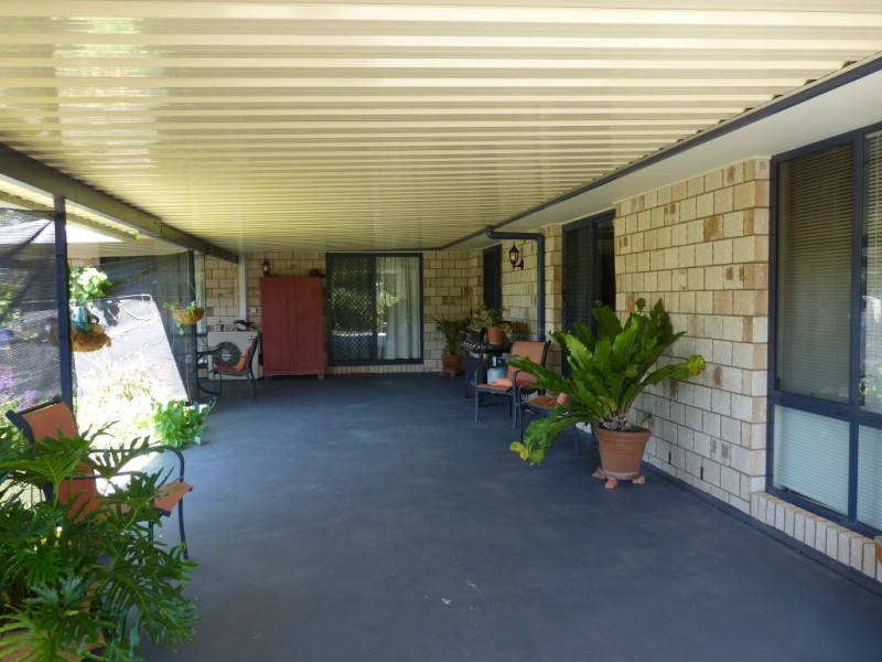 11 Langton Crescent, Oakey QLD 4401