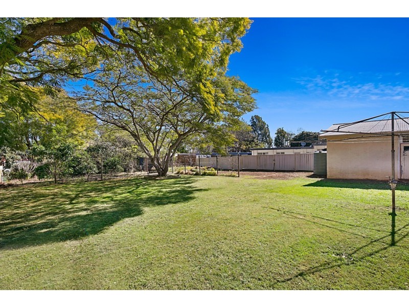 269 Geddes Street, Centenary Heights QLD 4350