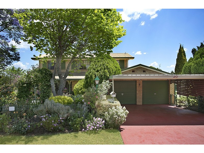 20 Kingsford Smith Drive, Wilsonton QLD 4350