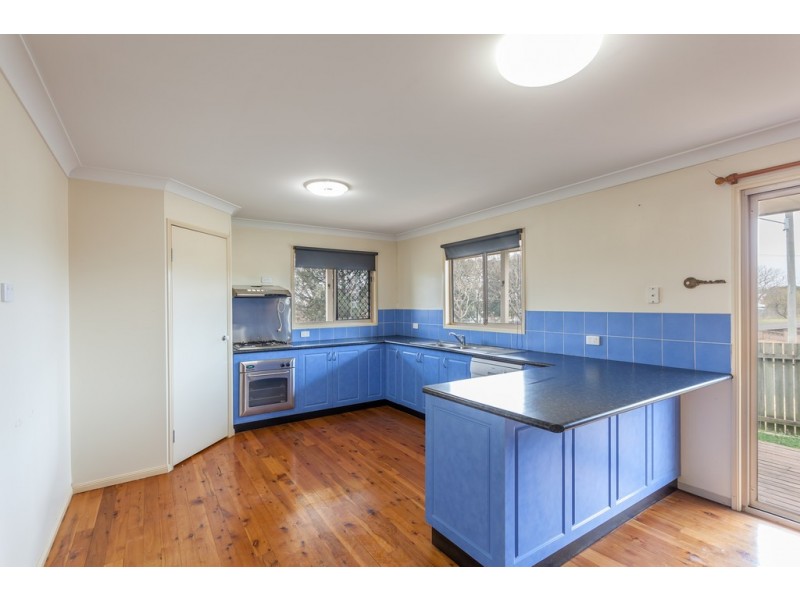 18 Underwood Crescent, Harristown QLD 4350