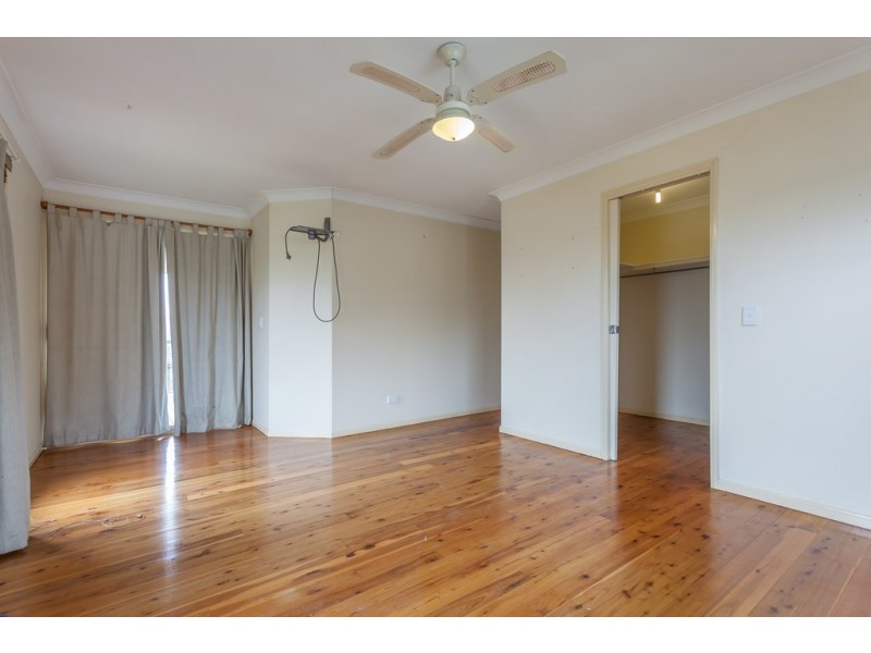 18 Underwood Crescent, Harristown QLD 4350