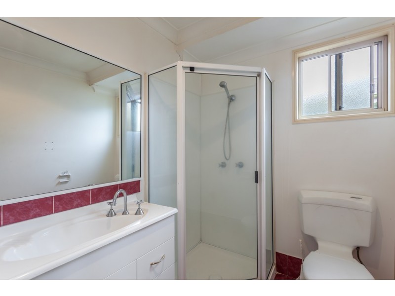 18 Underwood Crescent, Harristown QLD 4350