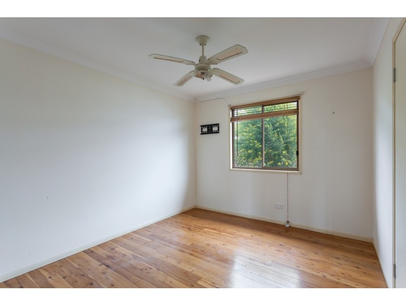 18 Underwood Crescent, Harristown QLD 4350