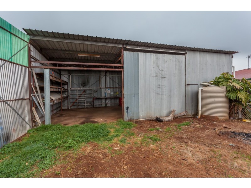 18 Underwood Crescent, Harristown QLD 4350