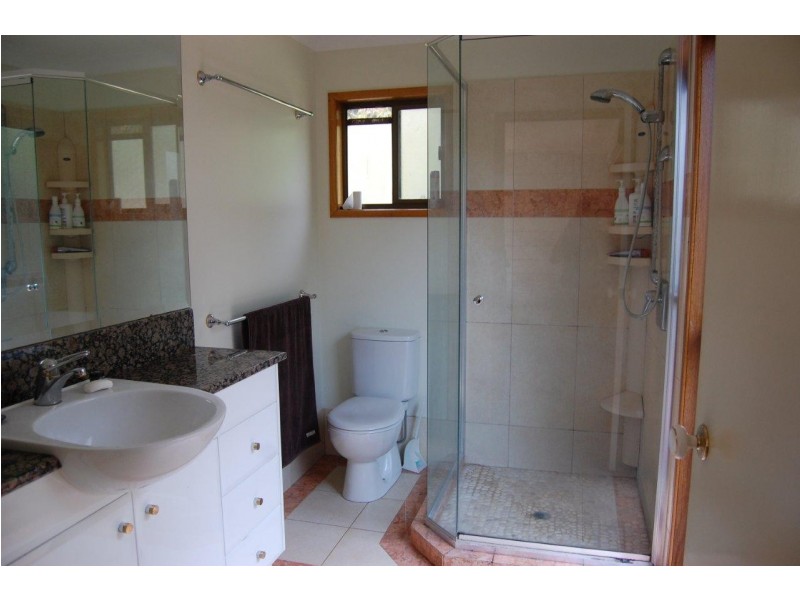 24 Murphys Creek Road, Blue Mountain Heights QLD 4350