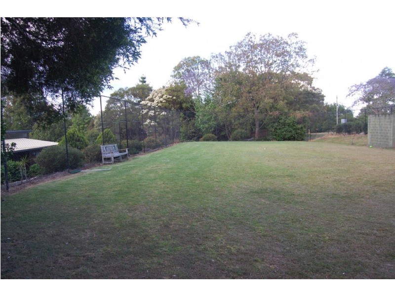 24 Murphys Creek Road, Blue Mountain Heights QLD 4350