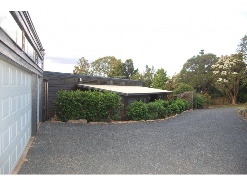 24 Murphys Creek Road, Blue Mountain Heights QLD 4350