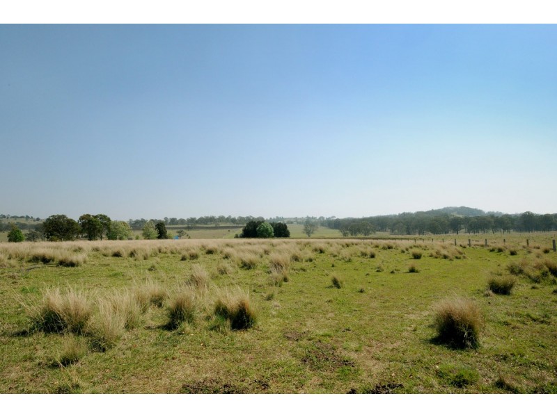 9617 New England Highway, Geham QLD 4352