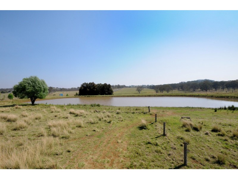 9617 New England Highway, Geham QLD 4352