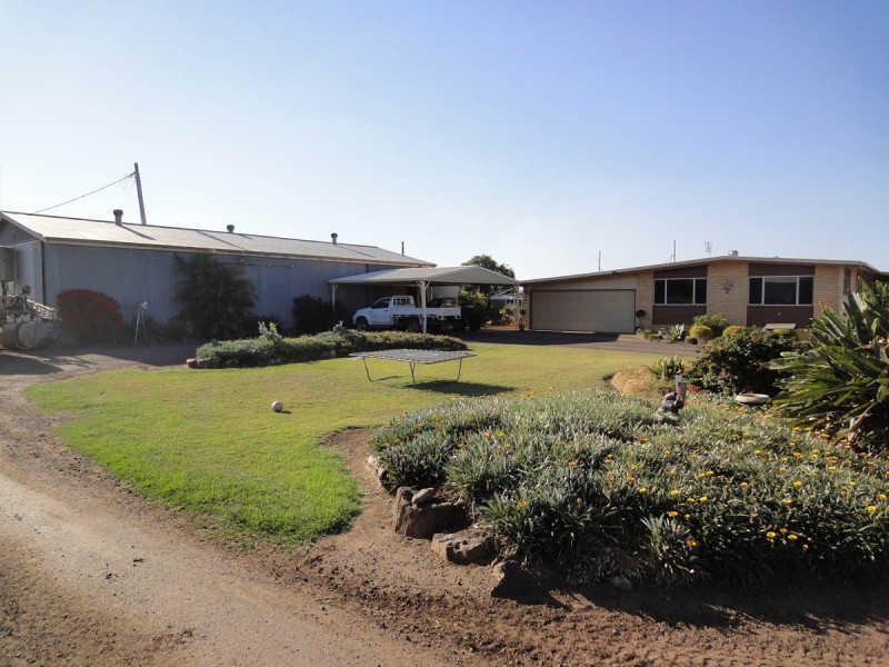 48 Murphy Access Road, Lower Tenthill QLD 4343