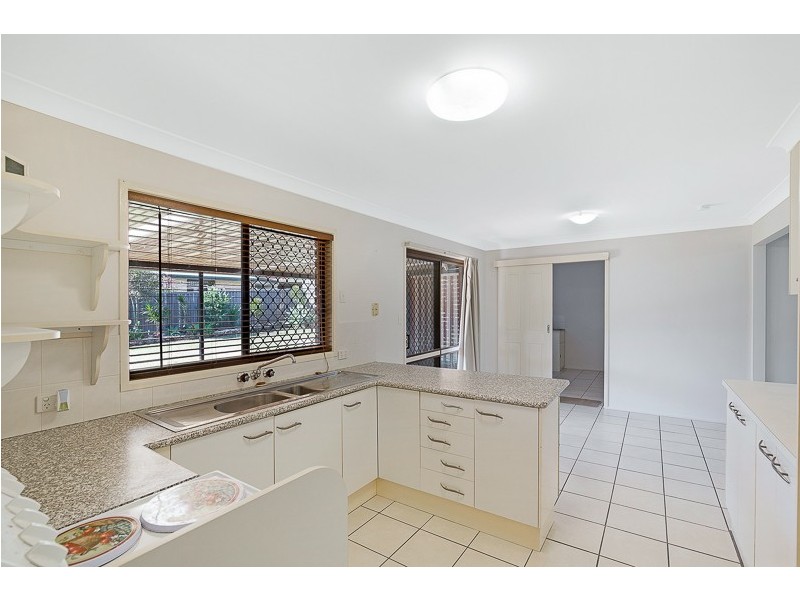 39 Lindberg Street, Wilsonton QLD 4350