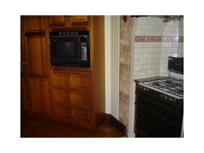 52 Bridge Street, East Toowoomba QLD 4350