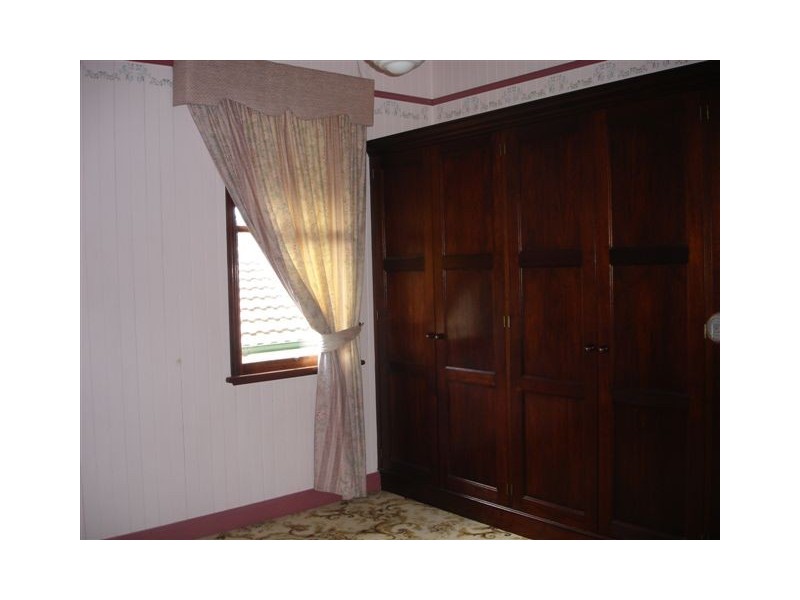 52 Bridge Street, East Toowoomba QLD 4350