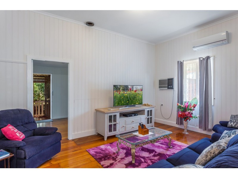 22 Bothwell Street, Newtown QLD 4350