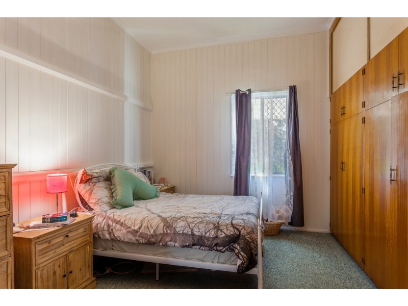 22 Bothwell Street, Newtown QLD 4350