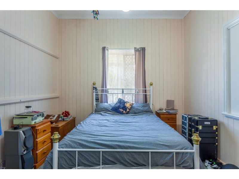 22 Bothwell Street, Newtown QLD 4350