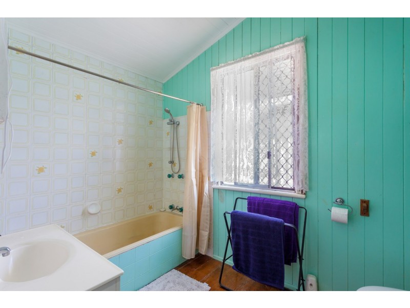 22 Bothwell Street, Newtown QLD 4350