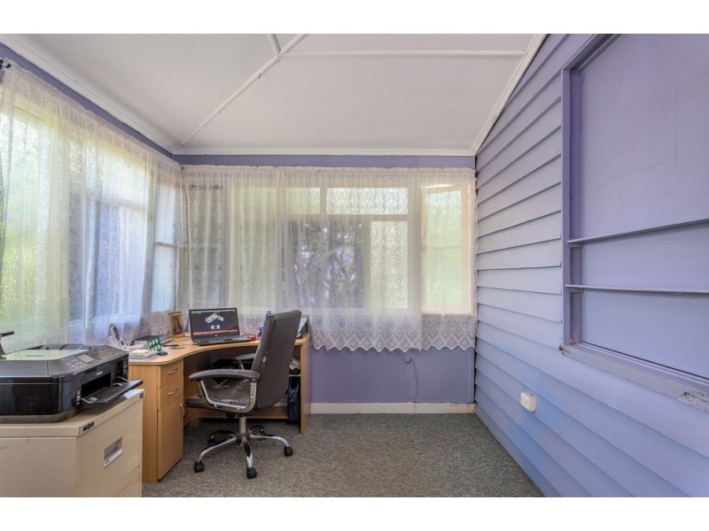 22 Bothwell Street, Newtown QLD 4350