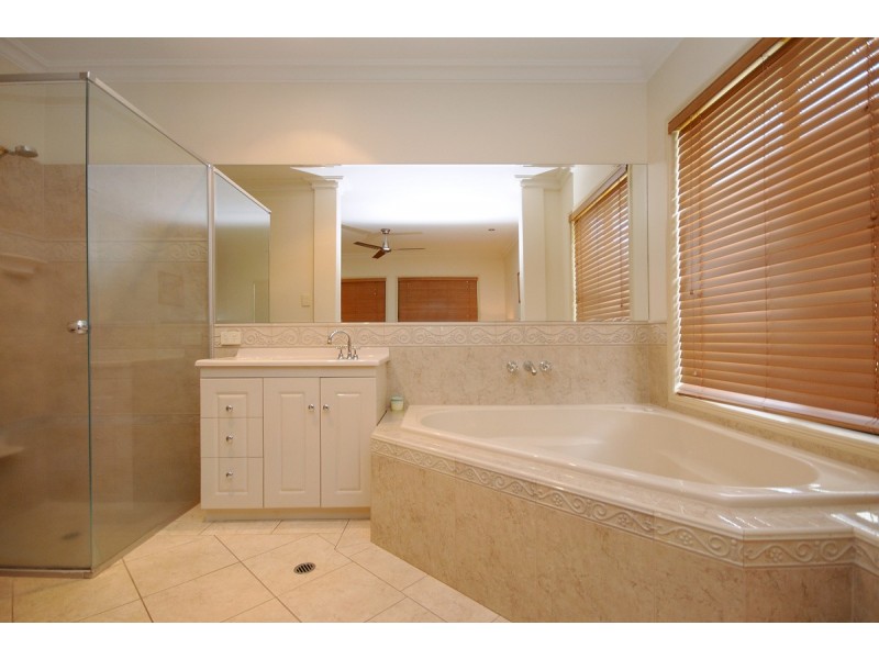 8 Osprey Court, Rangeville QLD 4350