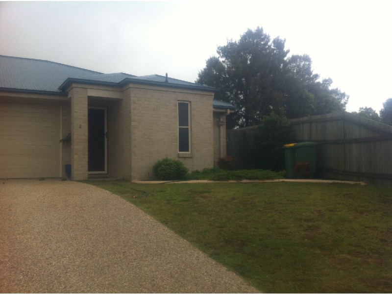 2/28 Sambar Court, Kearneys Spring QLD 4350