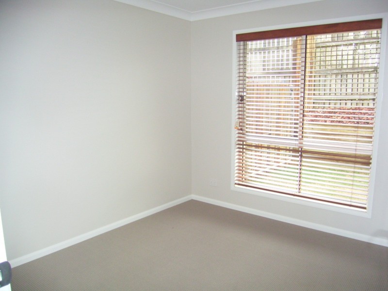 2/28 Sambar Court, Kearneys Spring QLD 4350