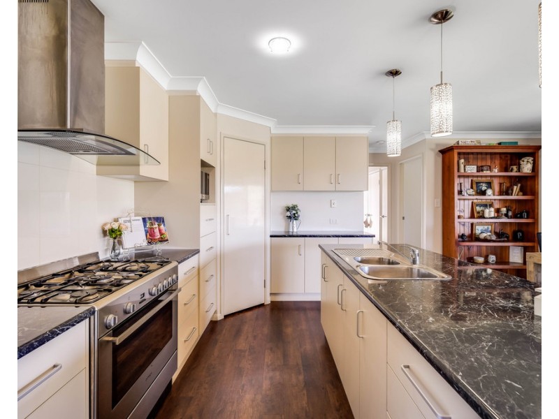 15 Northerly Drive, Hodgson Vale QLD 4352