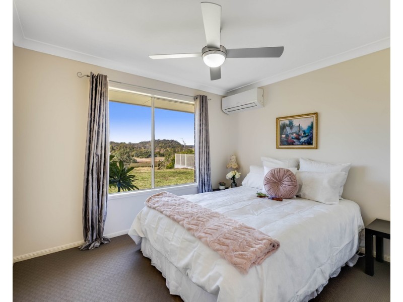 15 Northerly Drive, Hodgson Vale QLD 4352