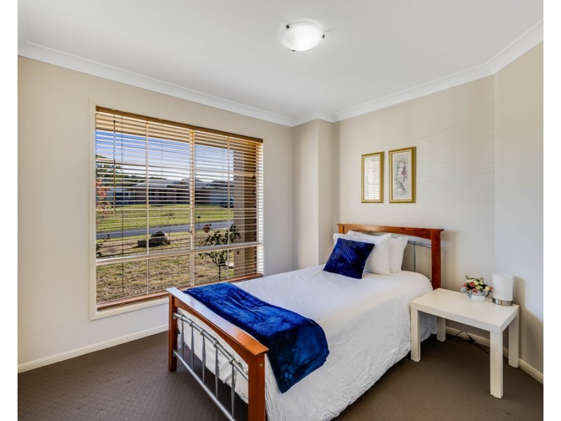 15 Northerly Drive, Hodgson Vale QLD 4352