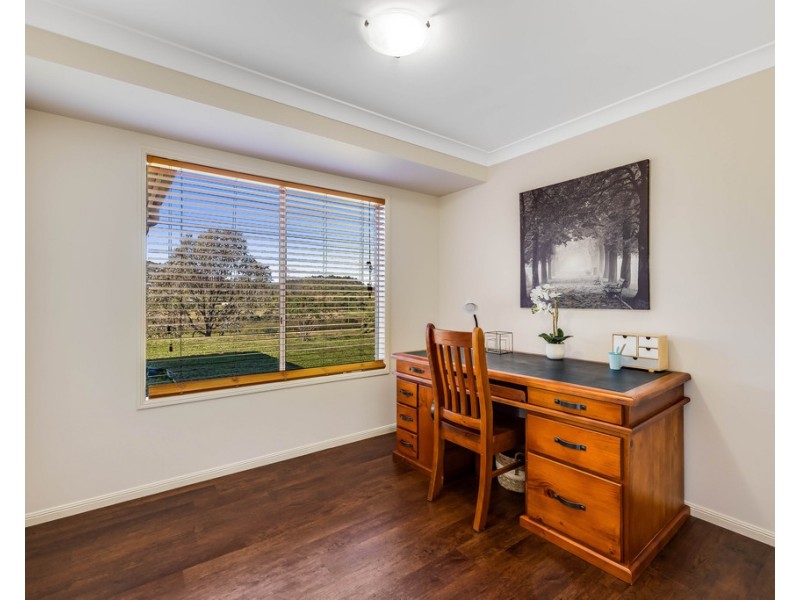 15 Northerly Drive, Hodgson Vale QLD 4352