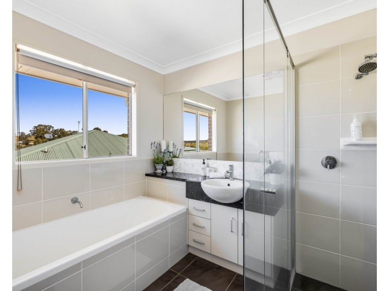 15 Northerly Drive, Hodgson Vale QLD 4352