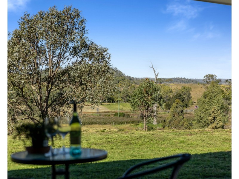 15 Northerly Drive, Hodgson Vale QLD 4352