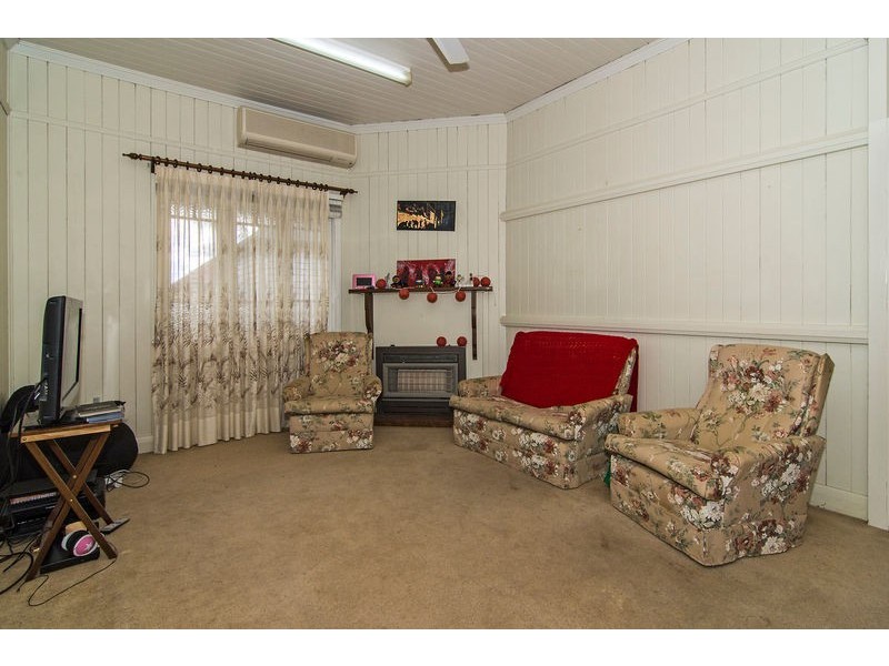 2 Gore Street, Toowoomba City QLD 4350
