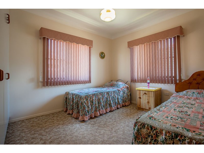 11 Goodwood Street, Newtown QLD 4350