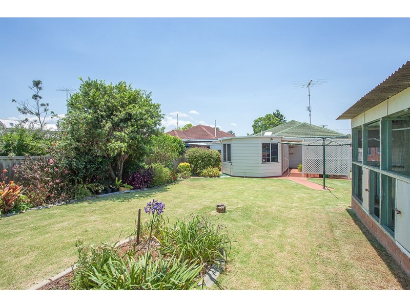 11 Goodwood Street, Newtown QLD 4350