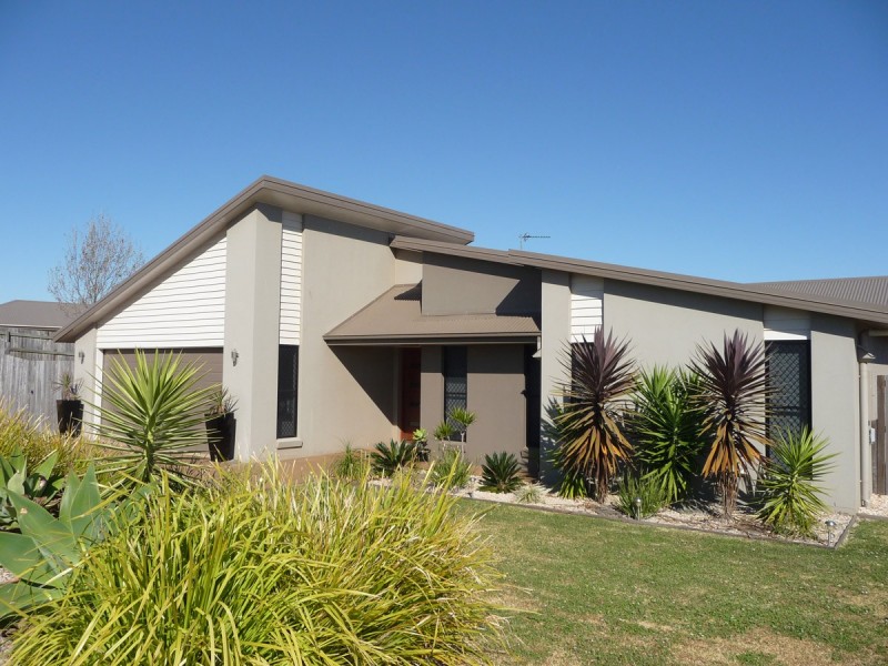 1 Koel Crescent, Highfields QLD 4352