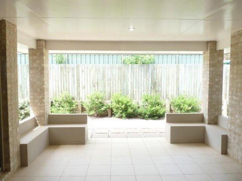 4 Saba Court, Middle Ridge QLD 4350